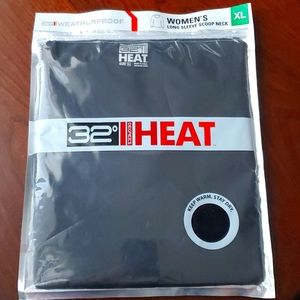 Long sleeve scoop neck shirt